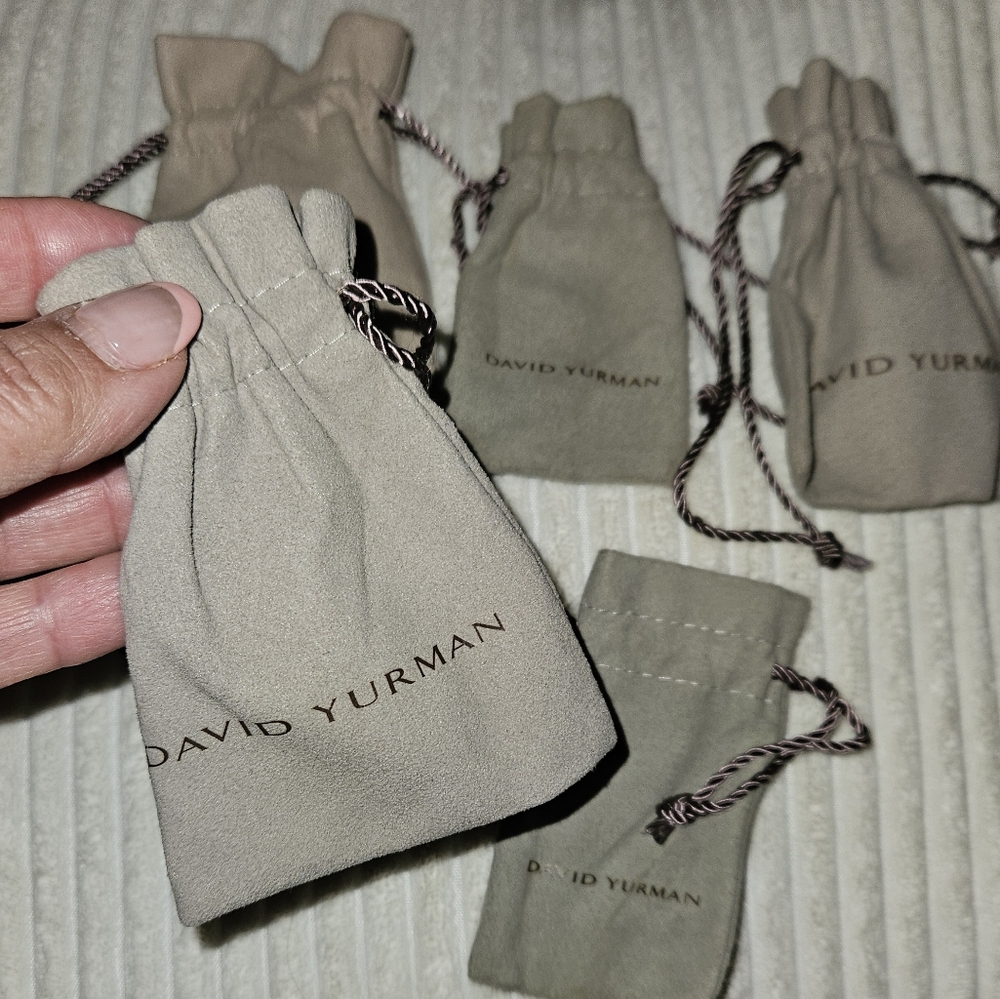 David Yurman Taupe Drawstring Jewelry Pouches - Set of 5 - Picture 2 of 3